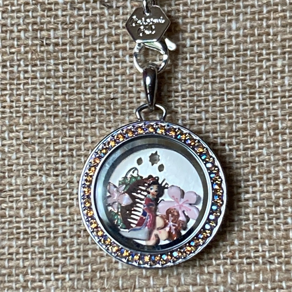 Origami Owl Disney’s Princess Mulan Locket Set